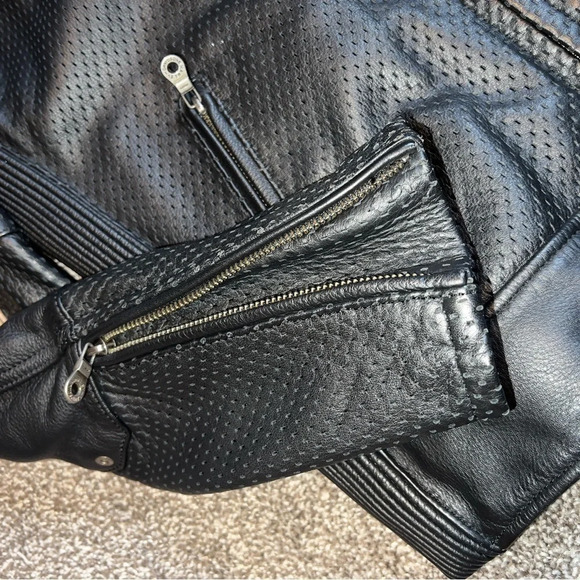 Harley Davidson Men's Perforated Breathable Black Leather Riding Jacket Medium - Picture 7 of 11